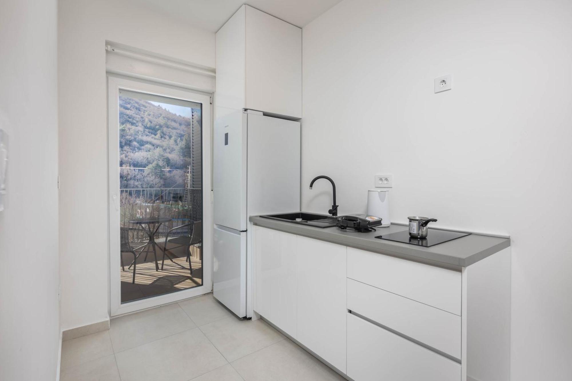 Seafront Villa Andrijana - Happy Rentals Plomin Esterno foto